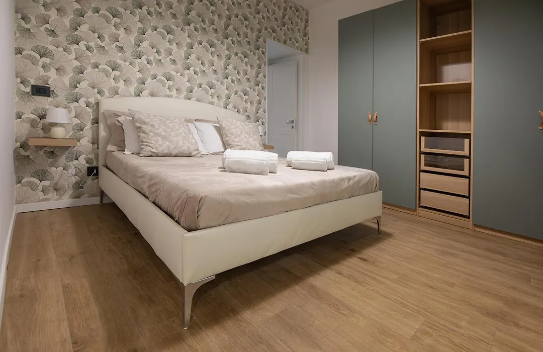 Sofia'S Home-1